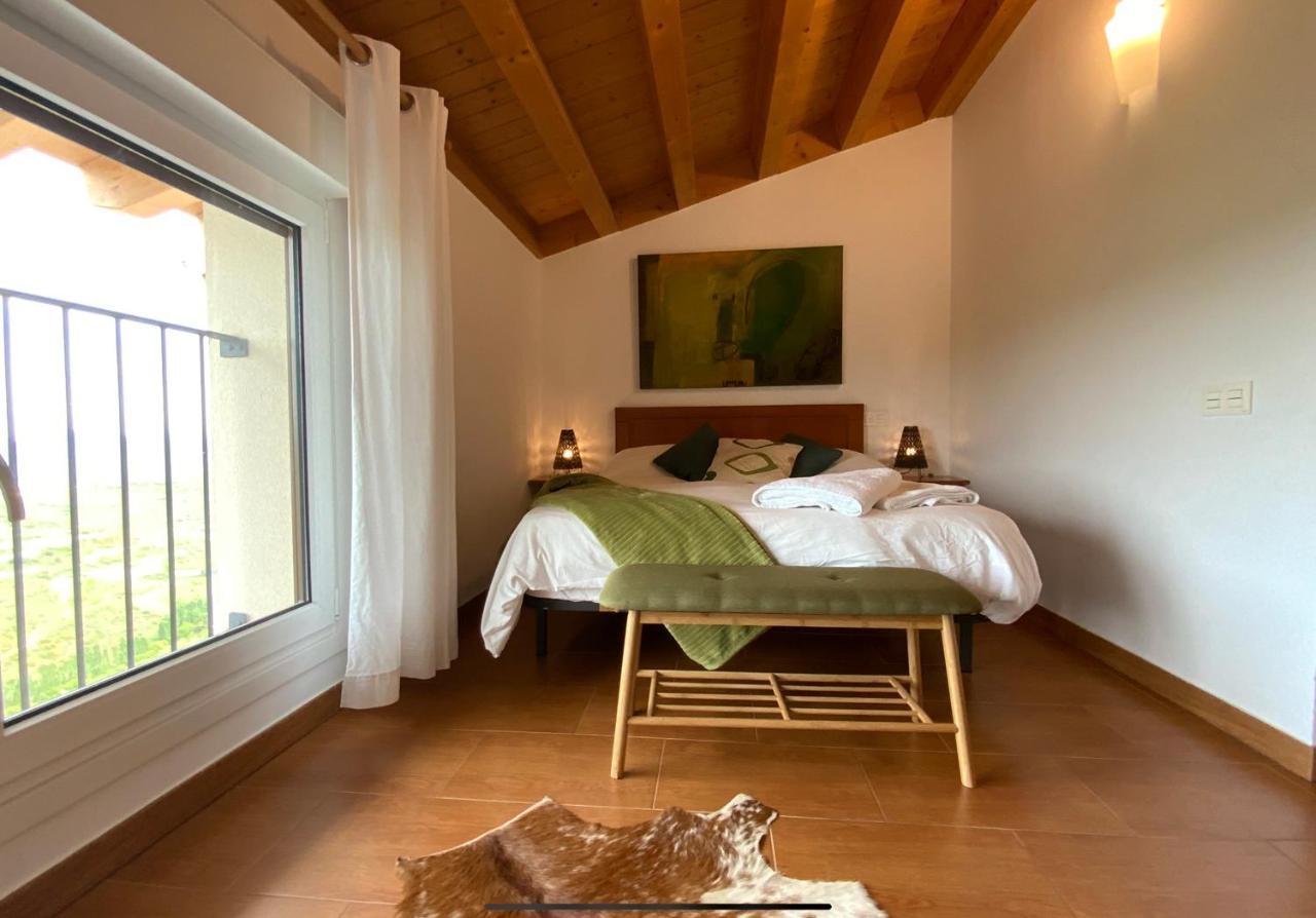 Agrovillaujue Apartamentos Rurales ภายนอก รูปภาพ
